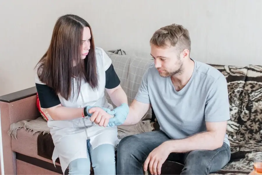 Нарколог на дом в Карасуке: быстро, недорого